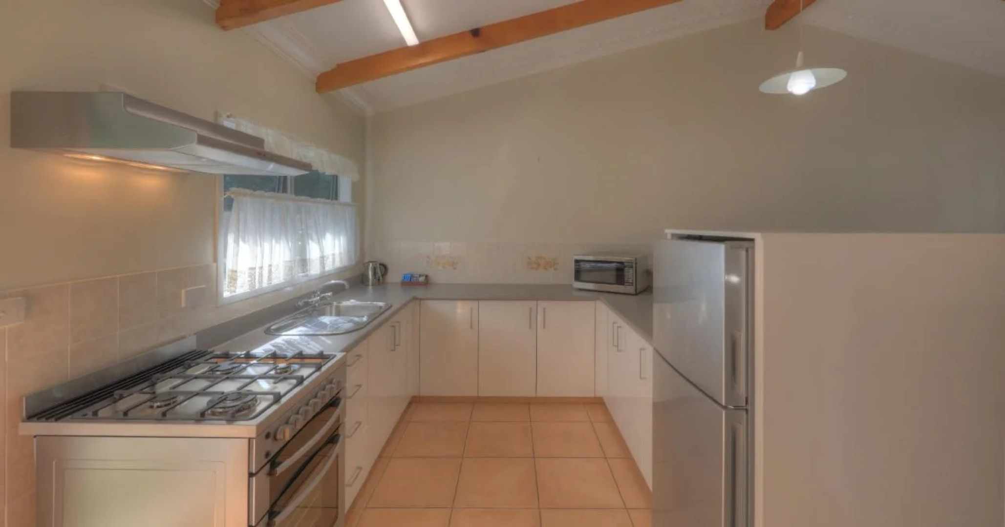 Daydreamer Apartments