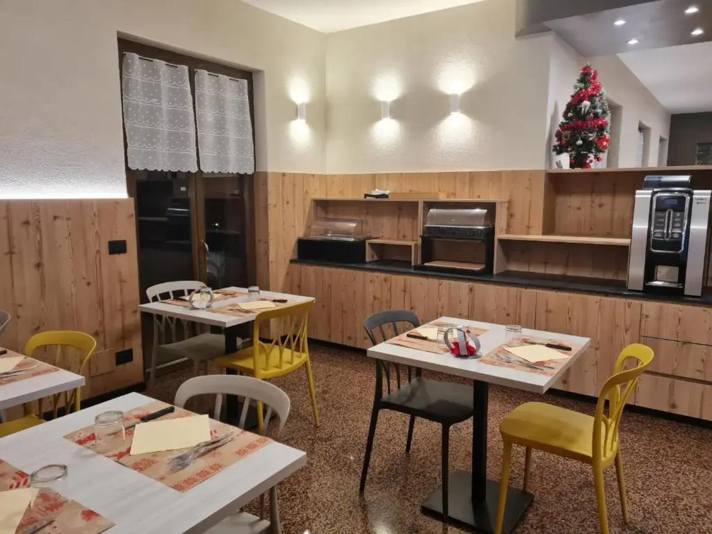 Hotel Ristorante Bucaneve