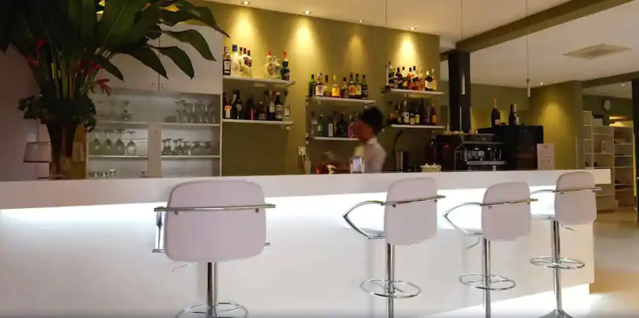 Magno Suites