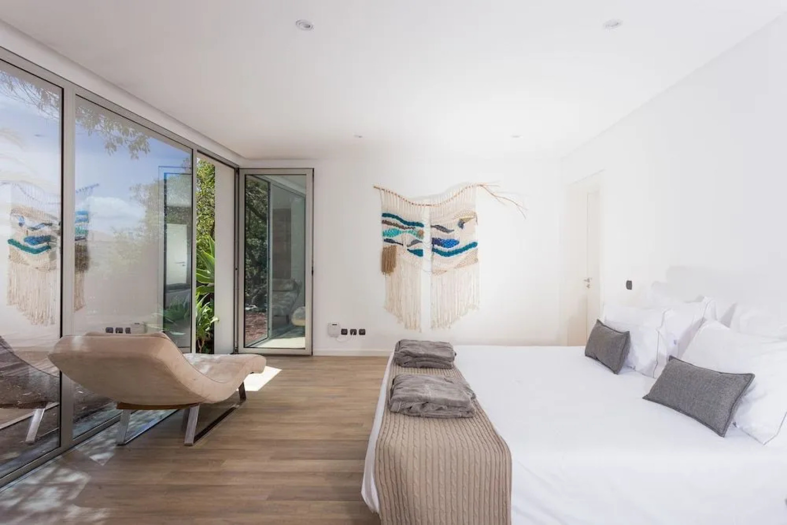 La Maison by White Exclusive Suites Villas