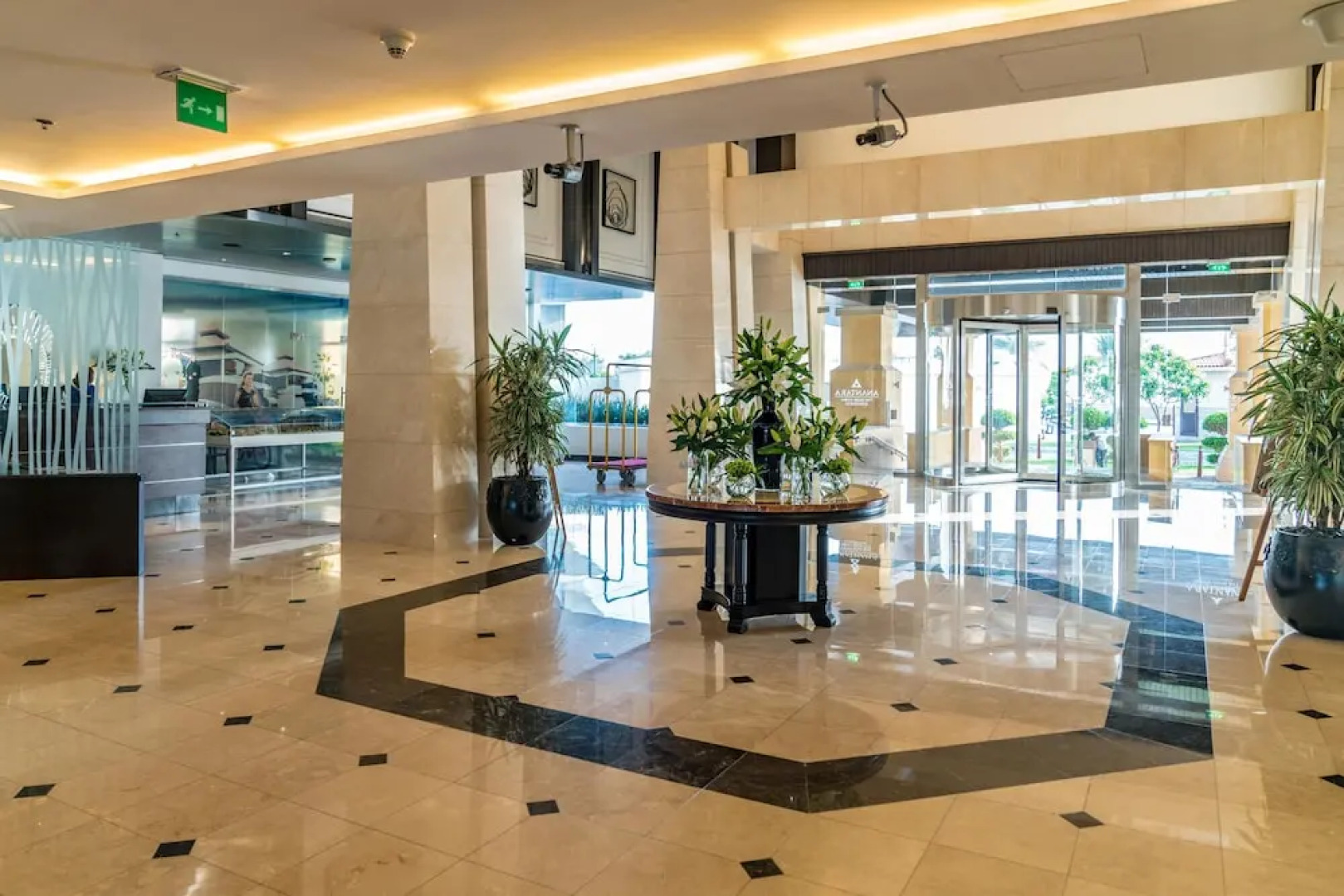 Luxe Getaways Palm Jumeirah