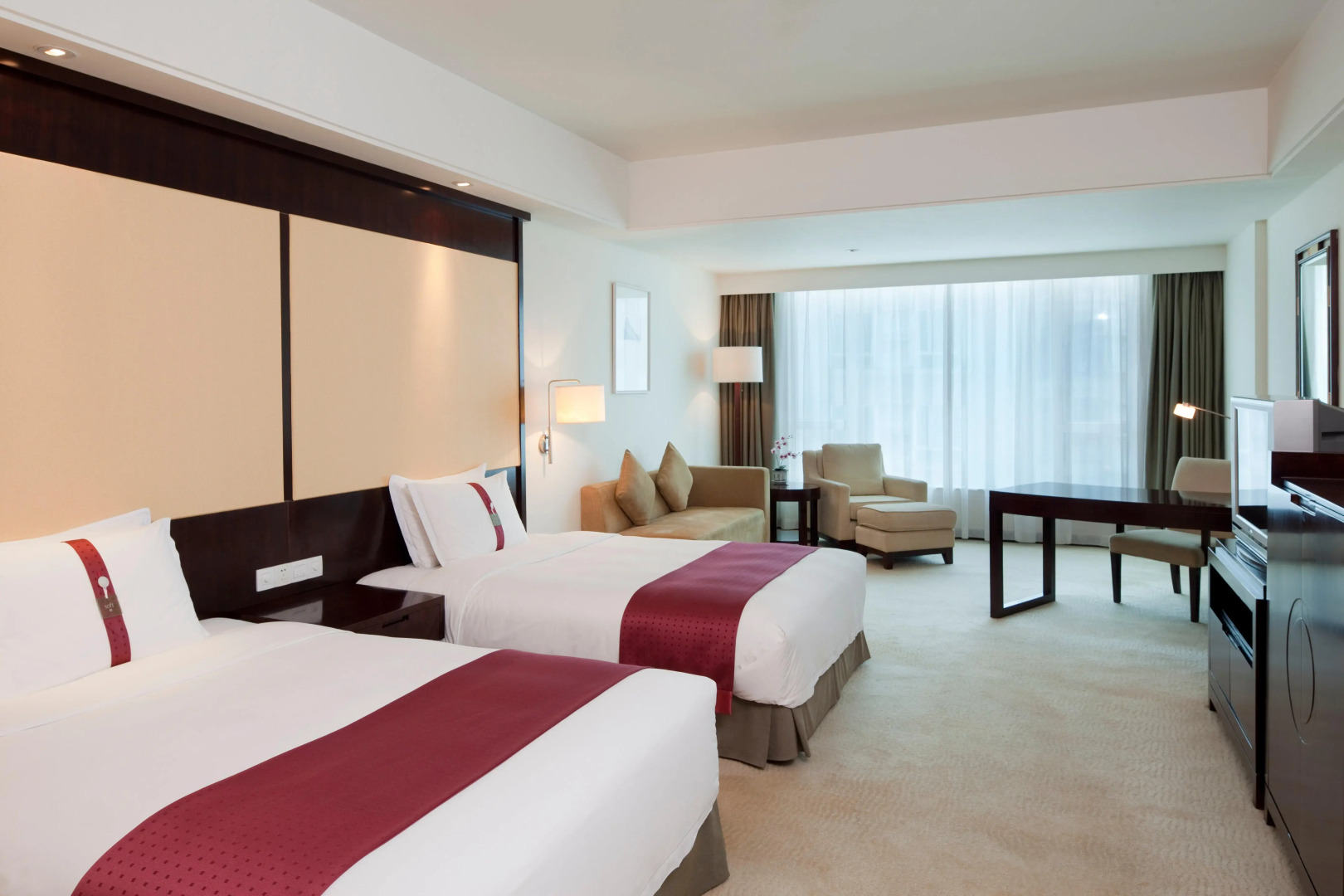 voco Guangzhou Shifu by IHG