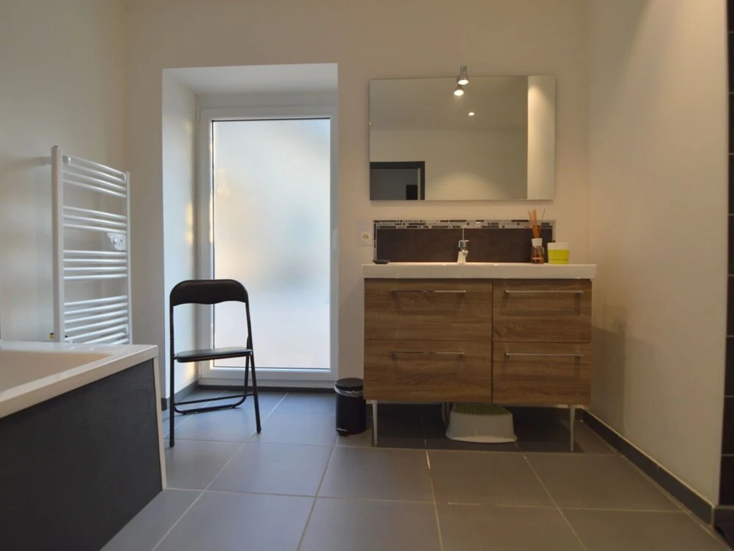 Modernised holiday home on an authentic domain, just 15 minutes from the CÃ´te d'Opale