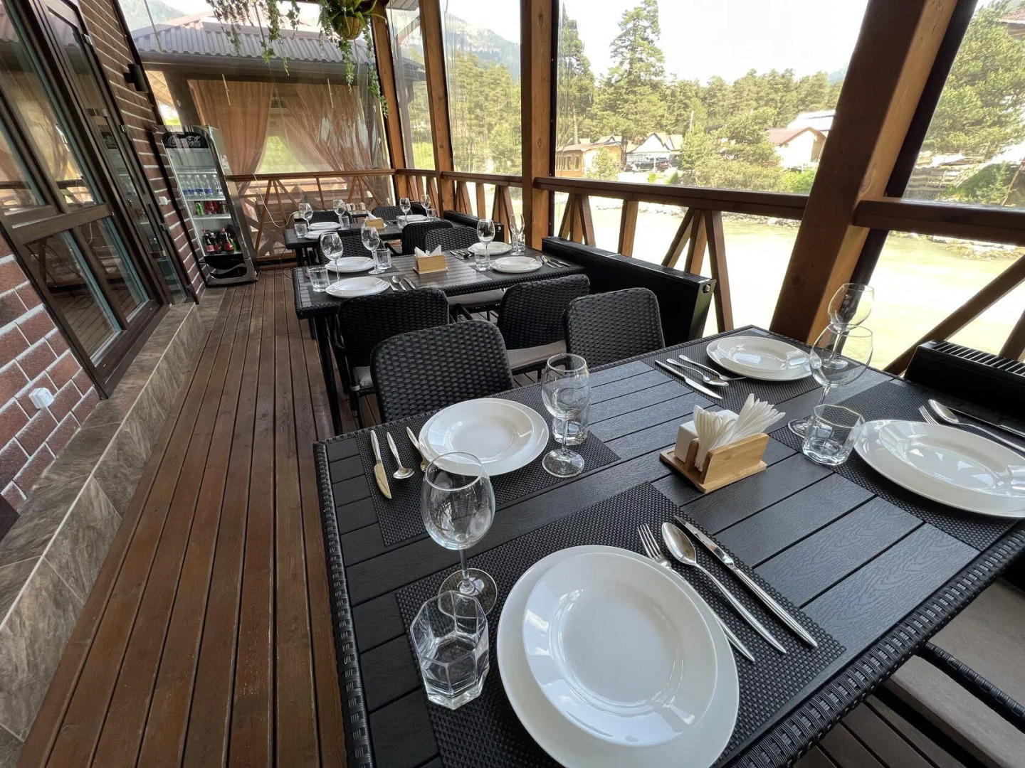 River & House (Ривер Хаус)