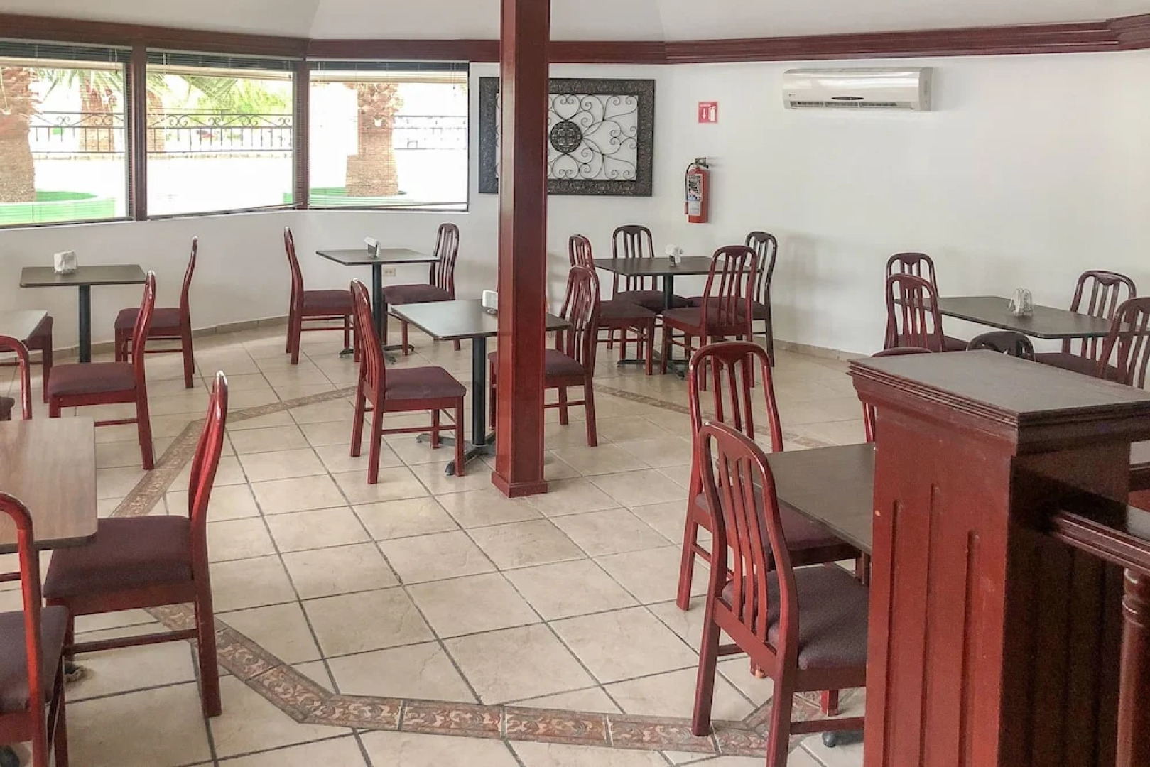 Capital O Palms Hotel