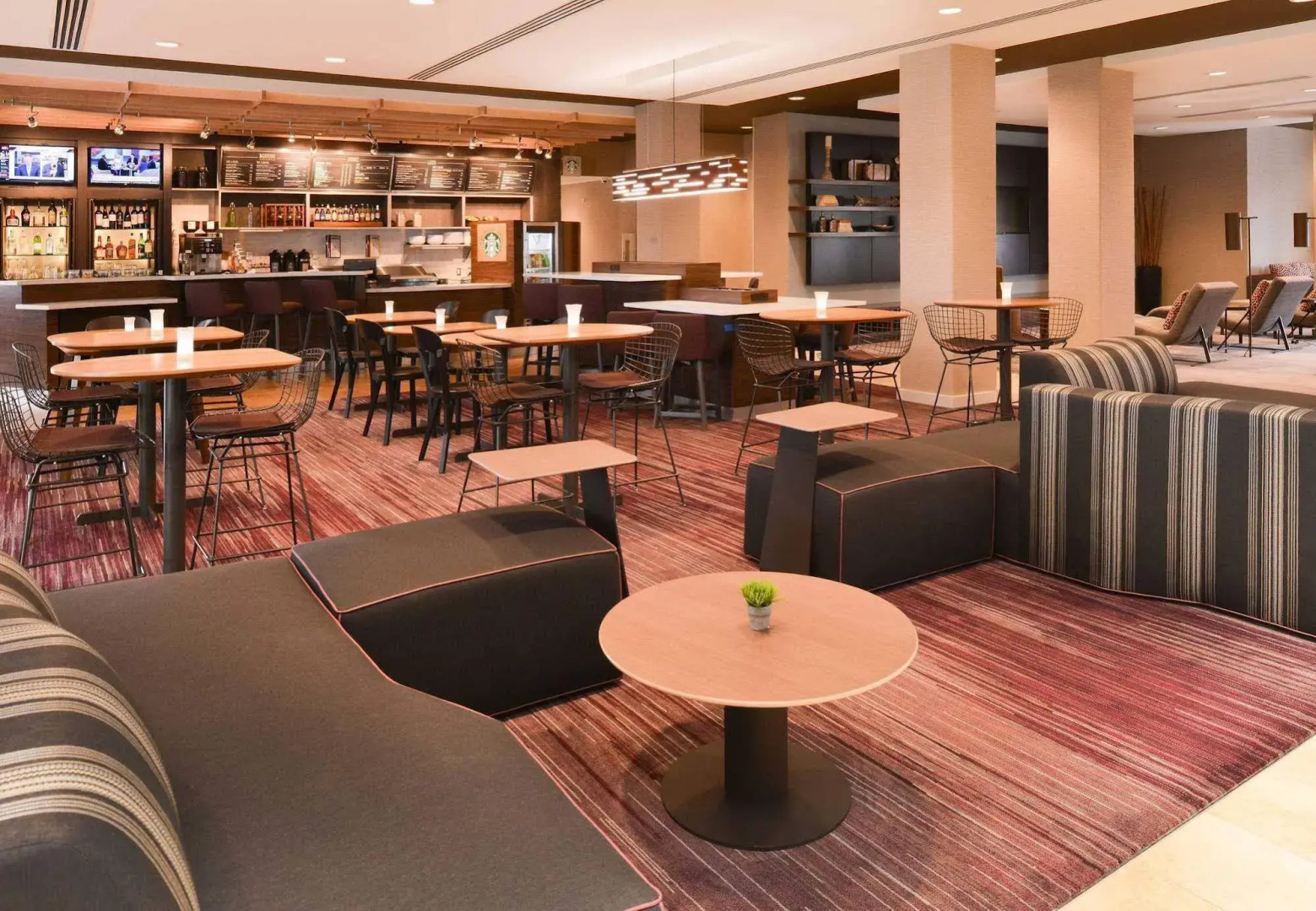 Courtyard by Marriott Toledo North