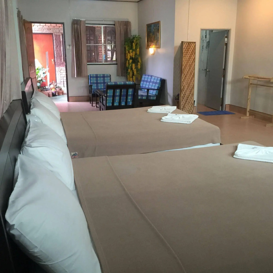 Phumthadarommanee Resort