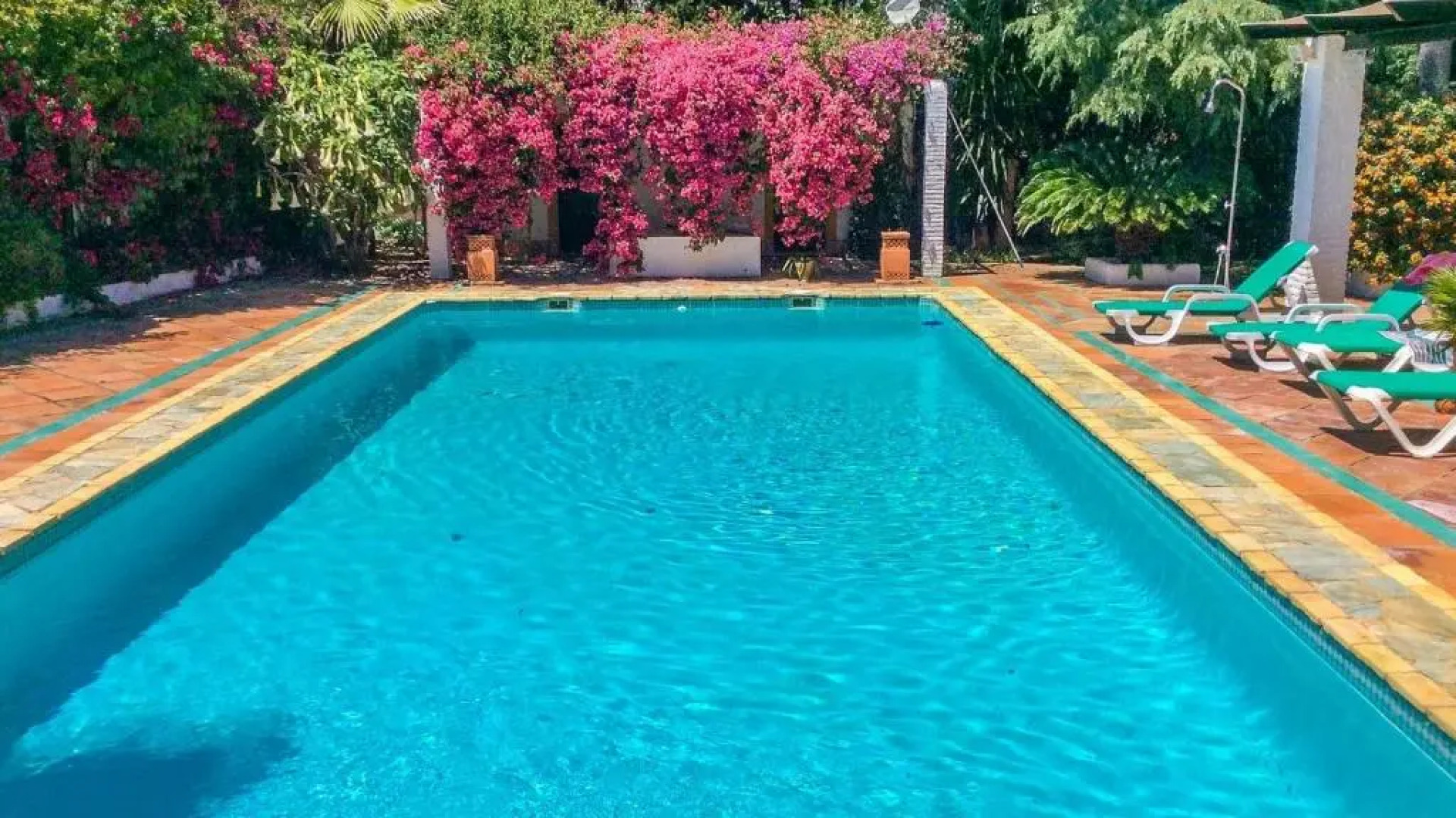 Casa Las Palmeras Sanlucar La Mayor by Ruralidays