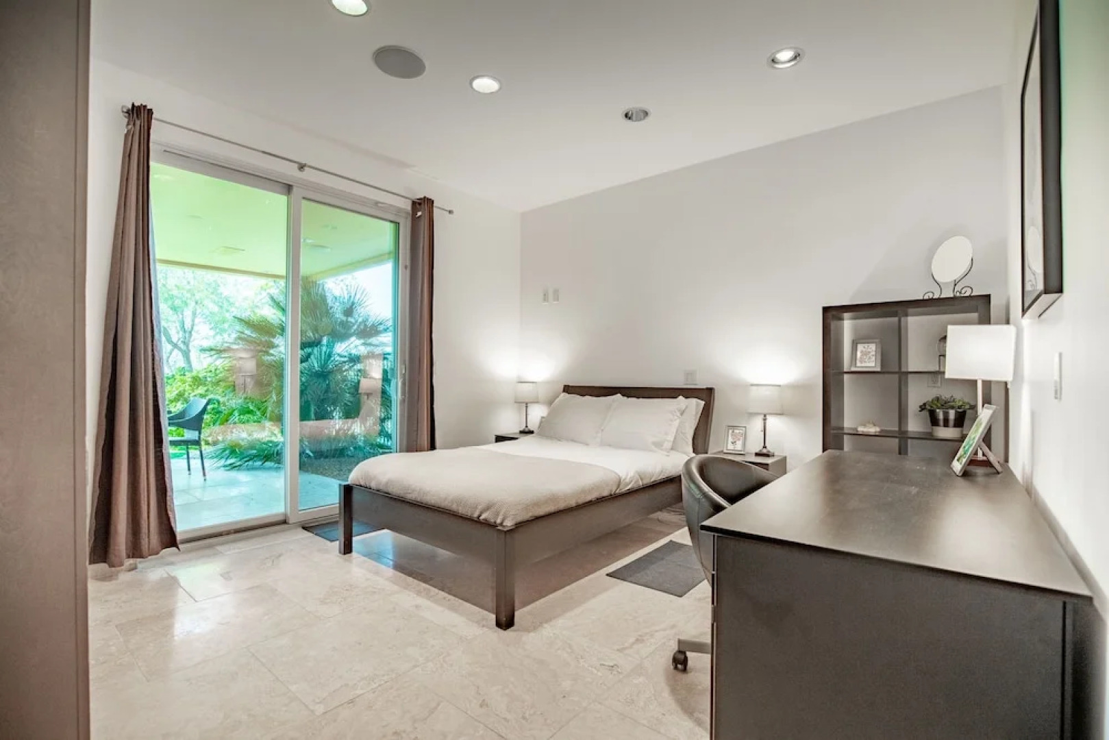 38th St - Vista Verde