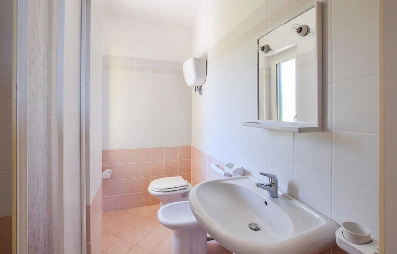 Awesome Apartment in Briatico With Wifi and 2 Bedrooms