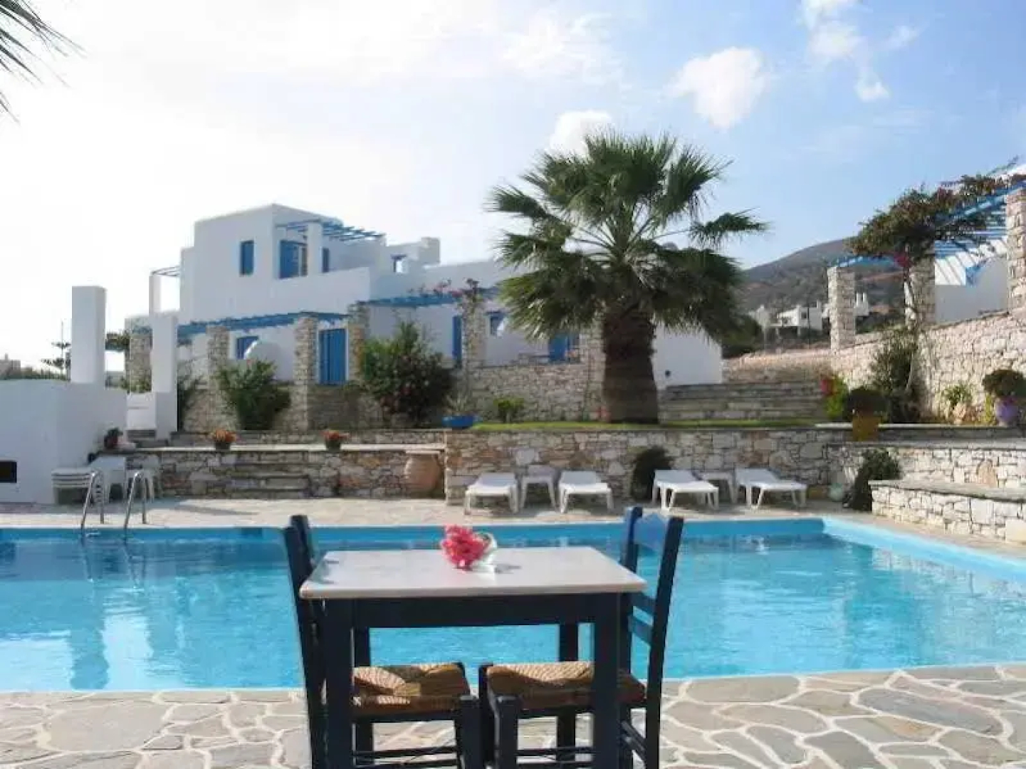 Drios Paros Luxury Hotel
