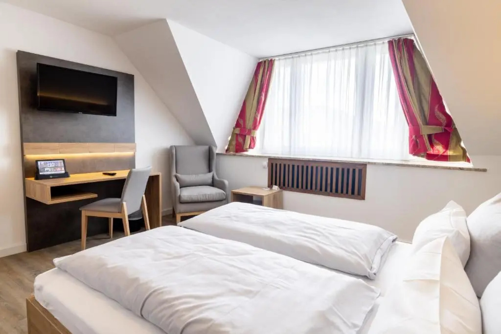 Lüttje Burg Hotel & Restaurant