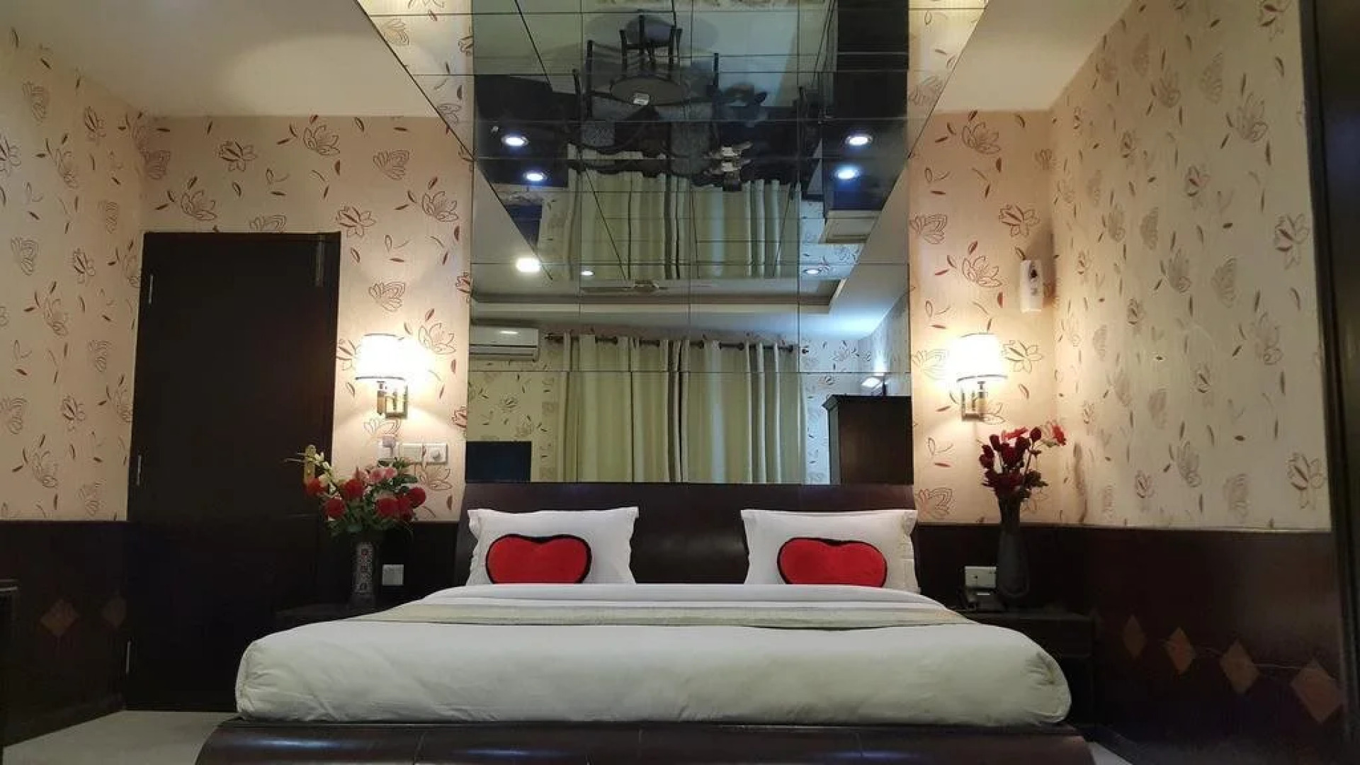 Darcys International Hotel