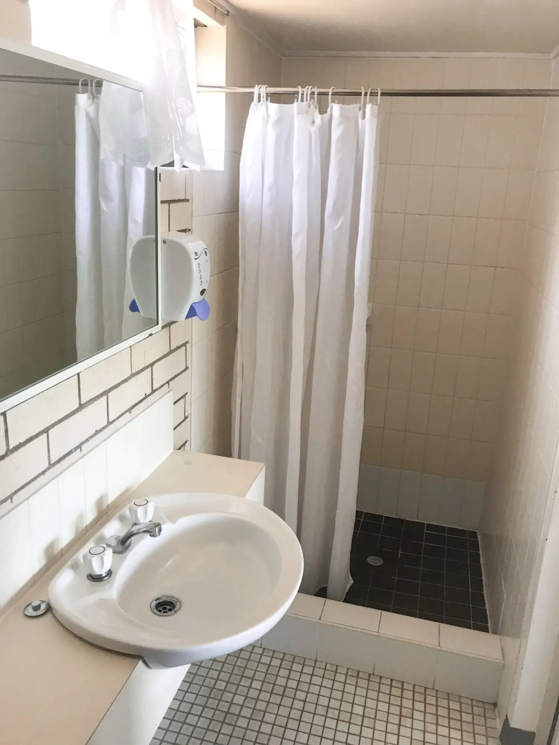 Tropical Gate Motor Inn