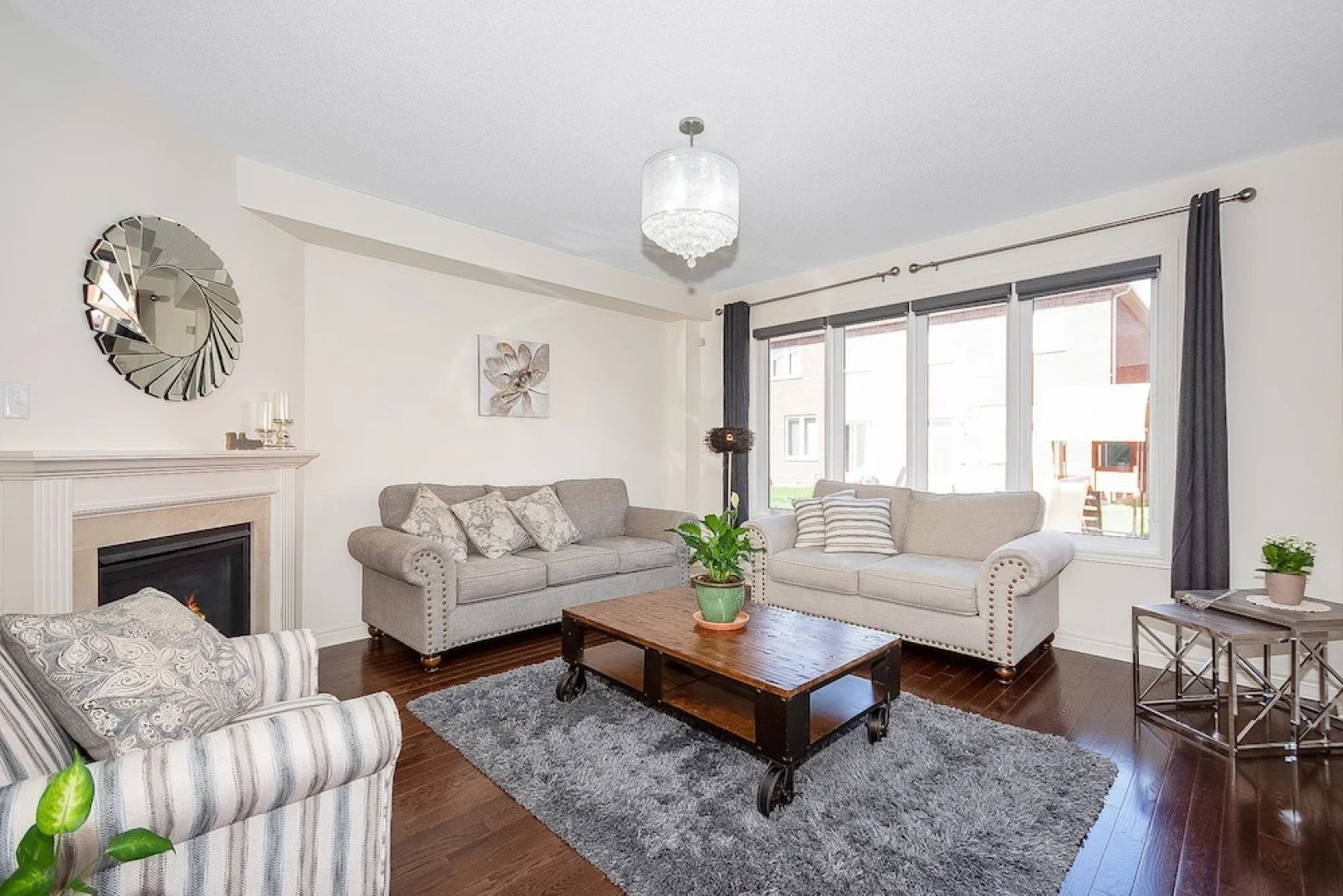 4 bdrms Milton near Toronto and Niagara