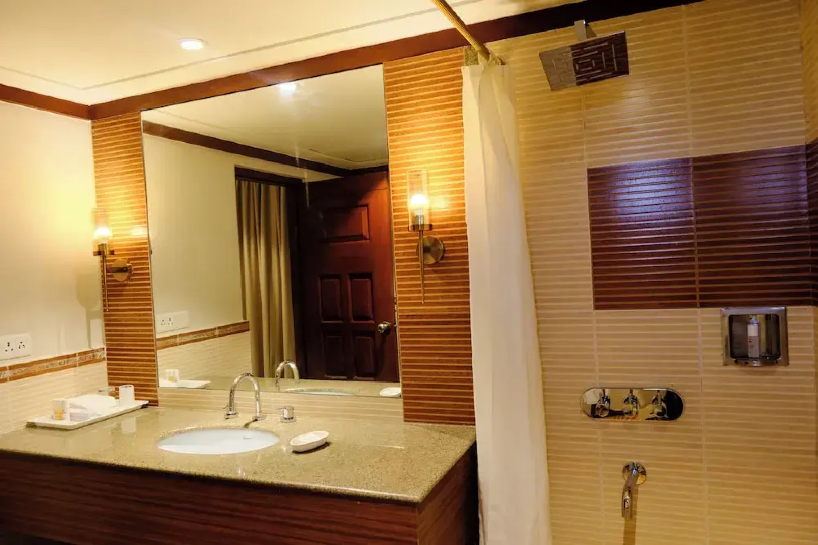 Chanakya BNR Hotel Puri