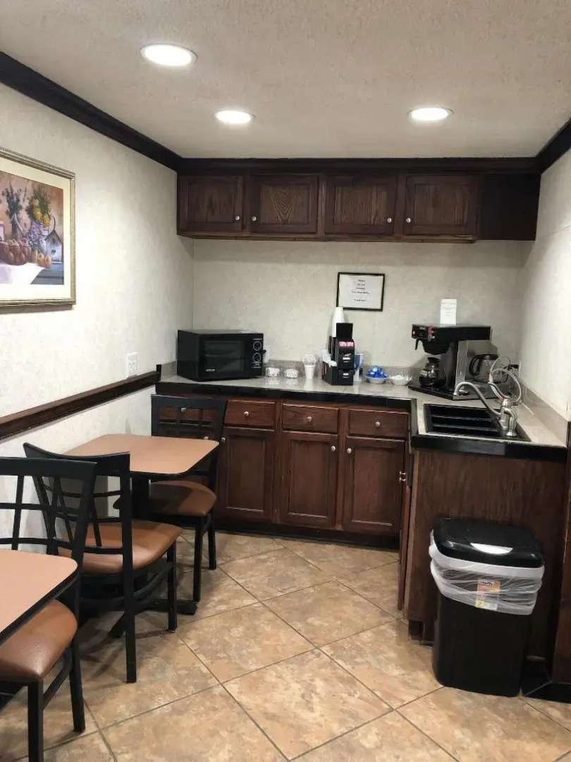 Americas Best Value Inn Conyer