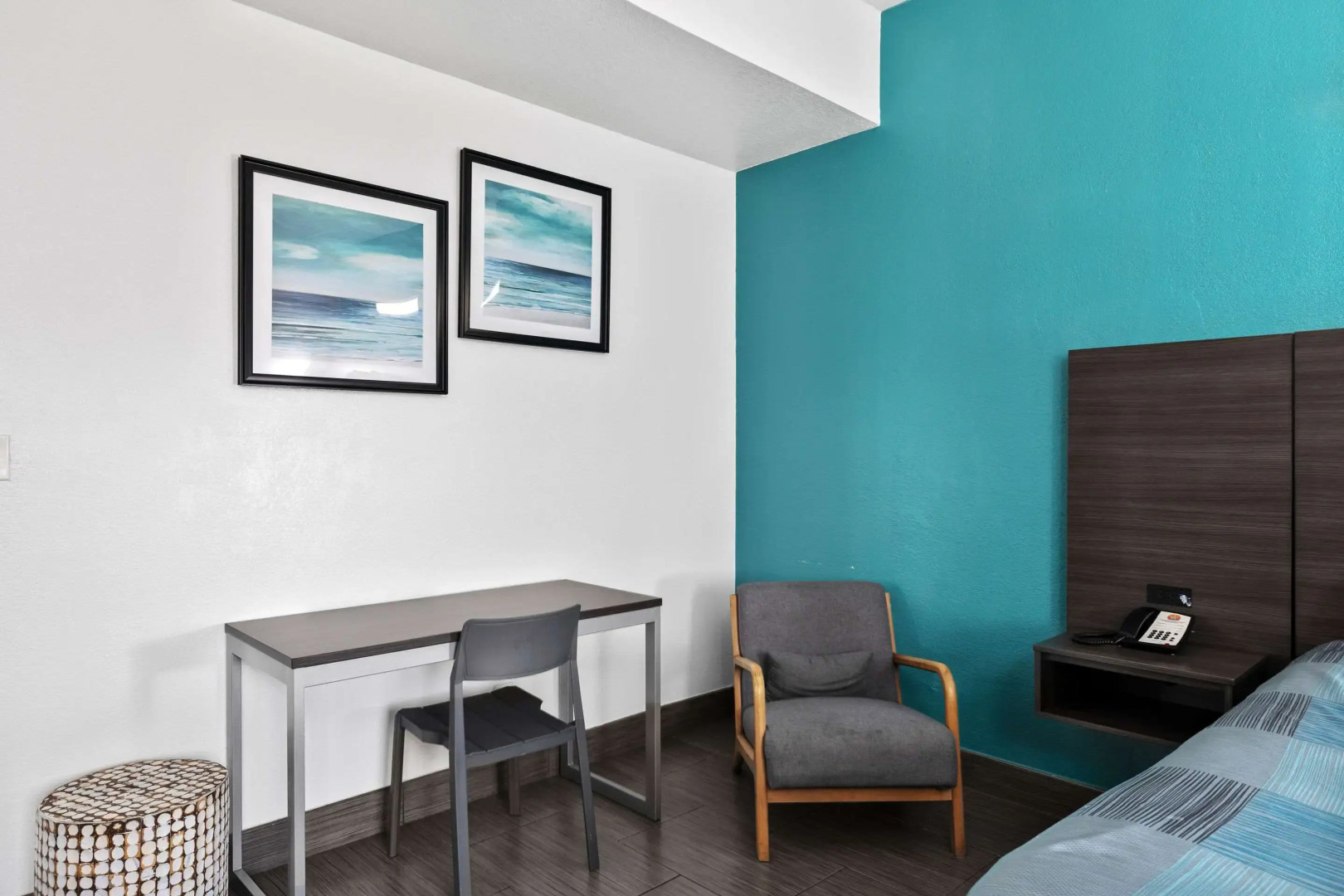 WindWater Hotel and Marina