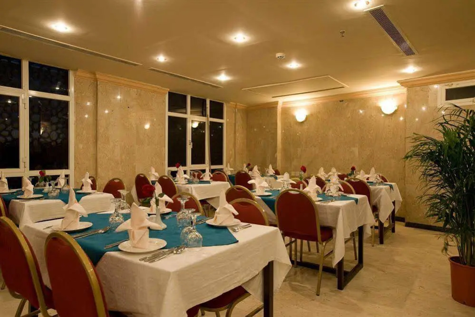 Haneen Al Firdous Hotel