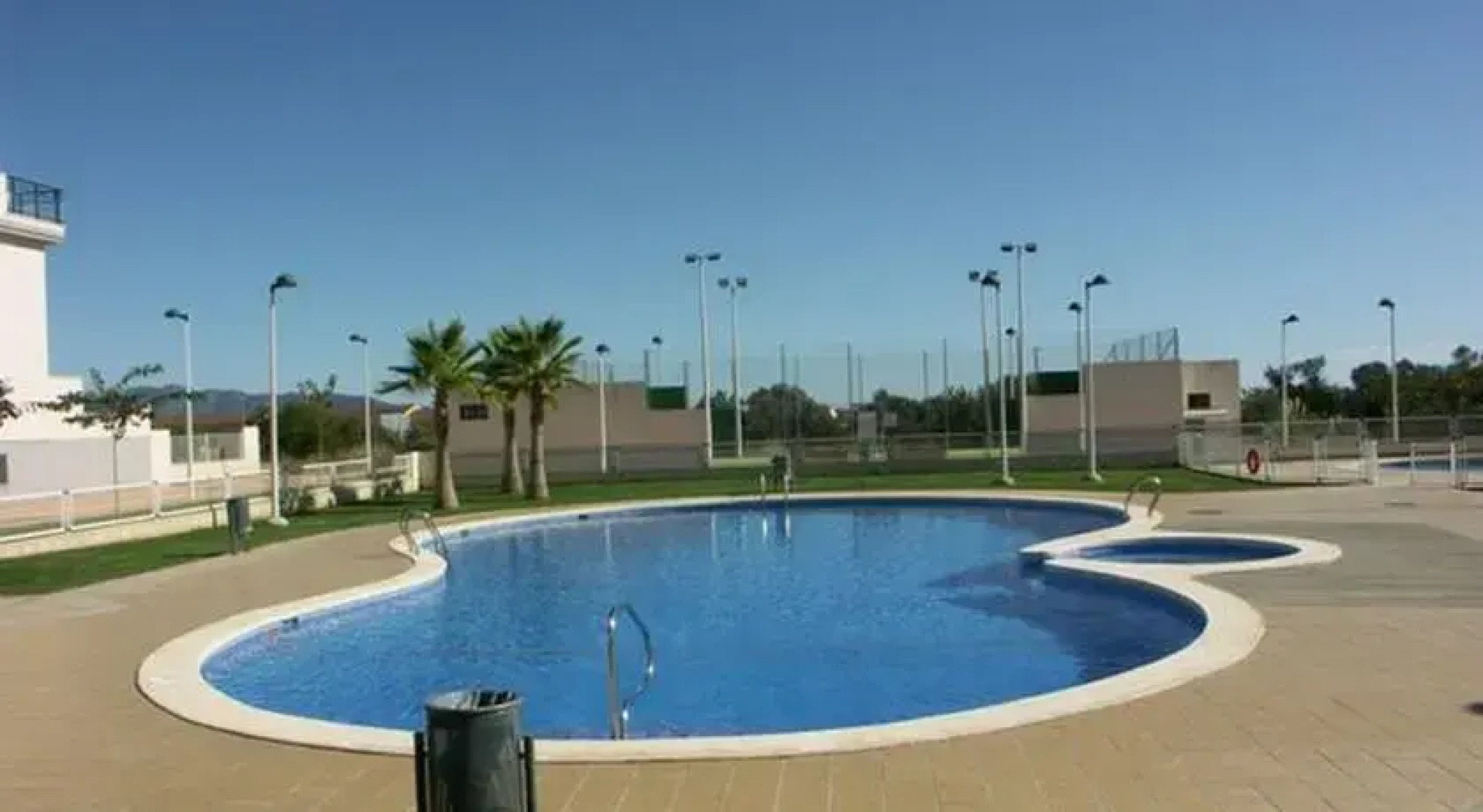 Valle Golf II by Golfinc