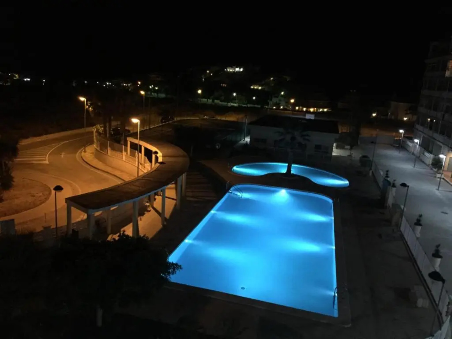 2 dorm.A/A.Vista mar.WiFi.Gym.Sauna.Terraza.Parking.