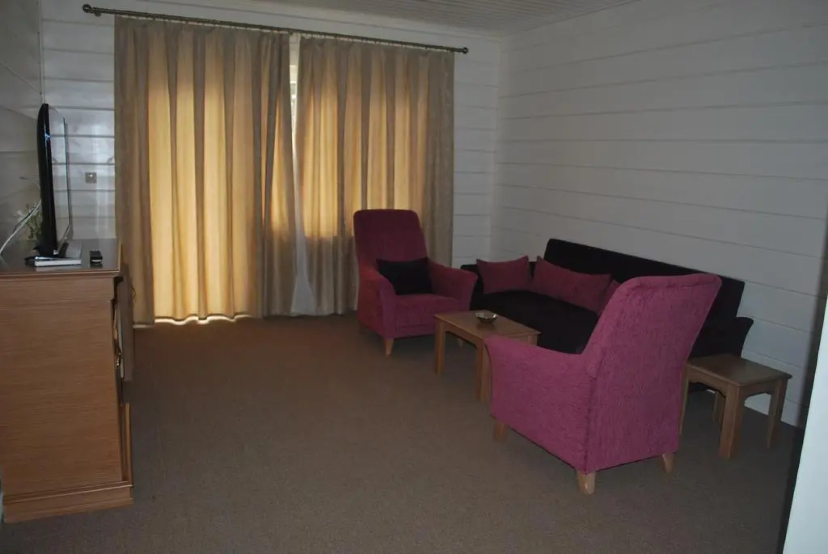 River inn Resort & SPA Nabran