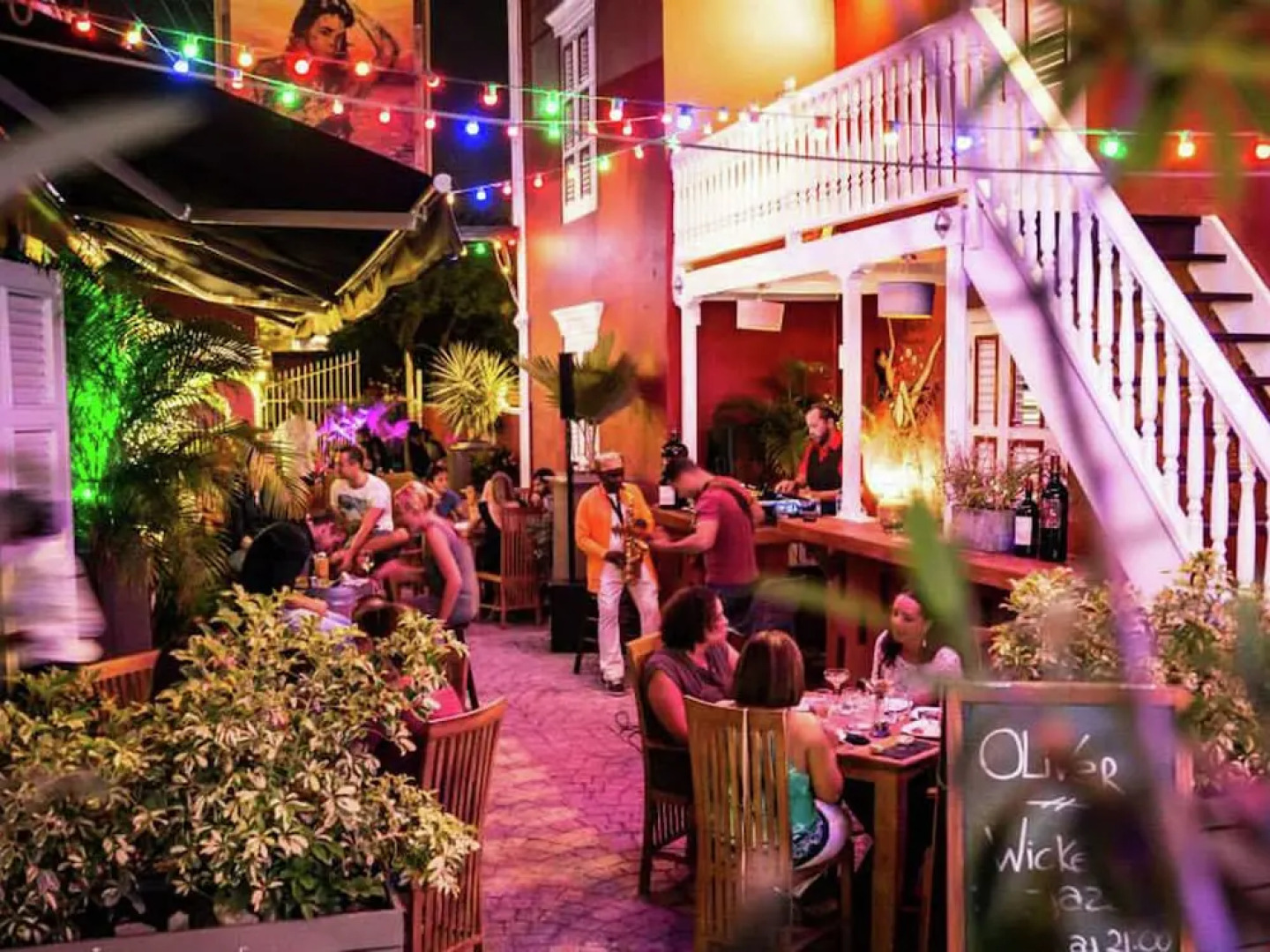 Luxurious and hip Apartment in the Historic Town of Willemstad and the sea