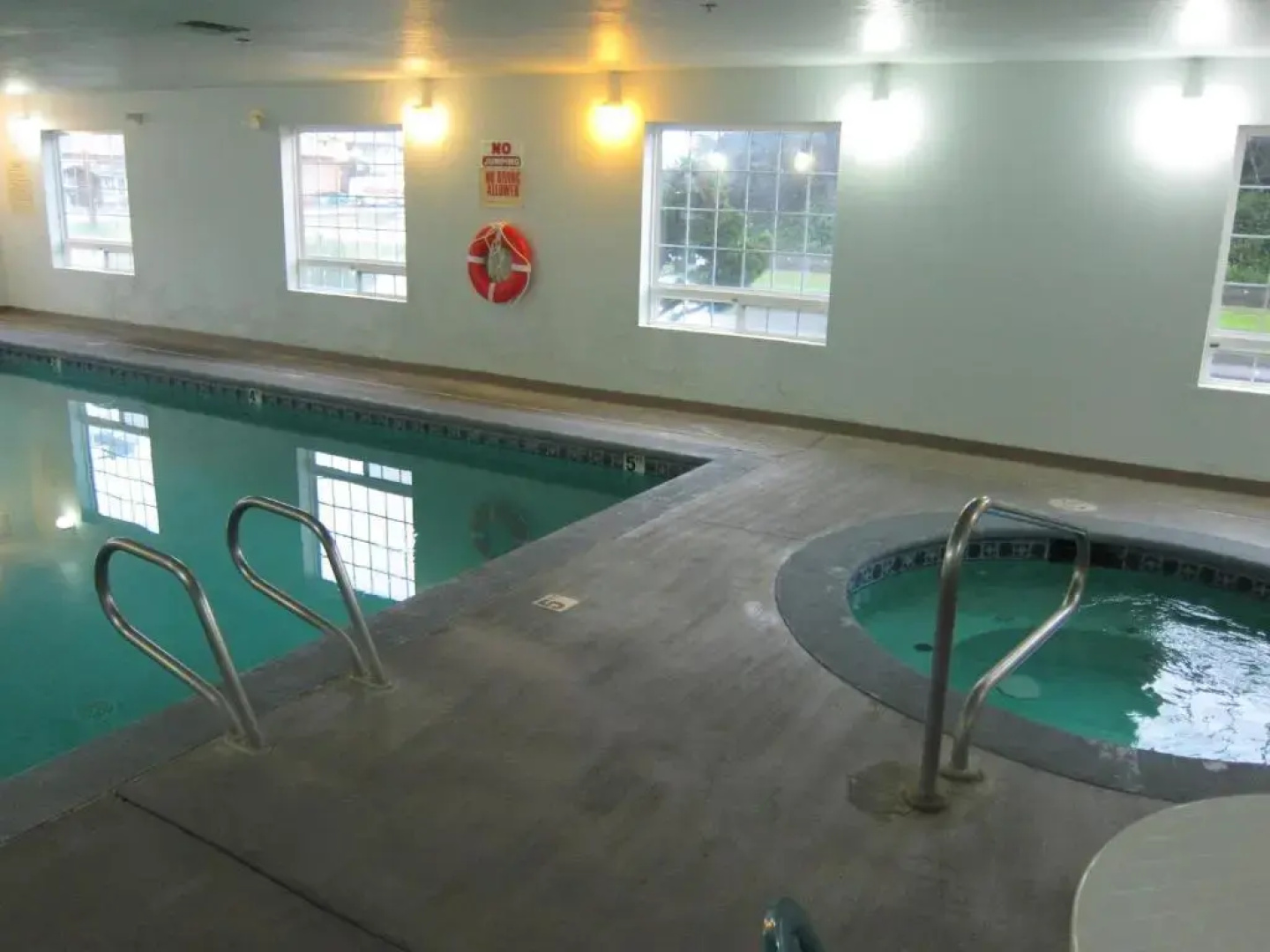 Days Inn By Wyndham Ocean Shores
