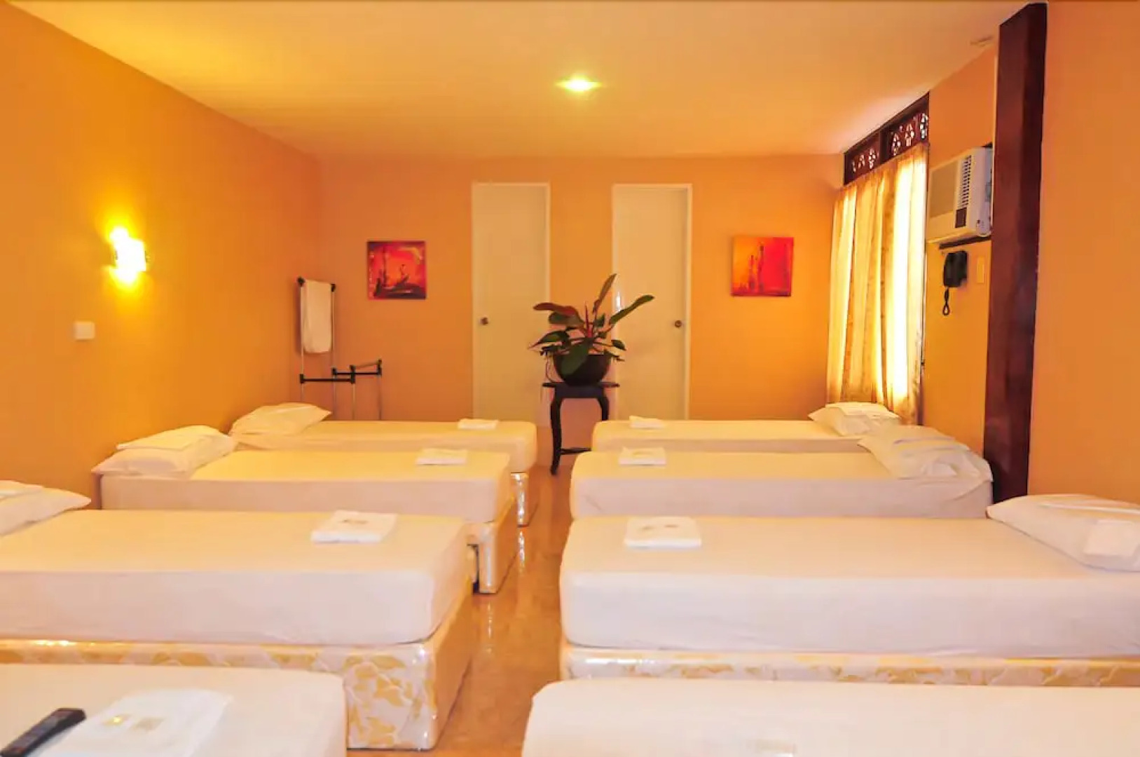 Royal Coast Tourist Inn and Restaurant