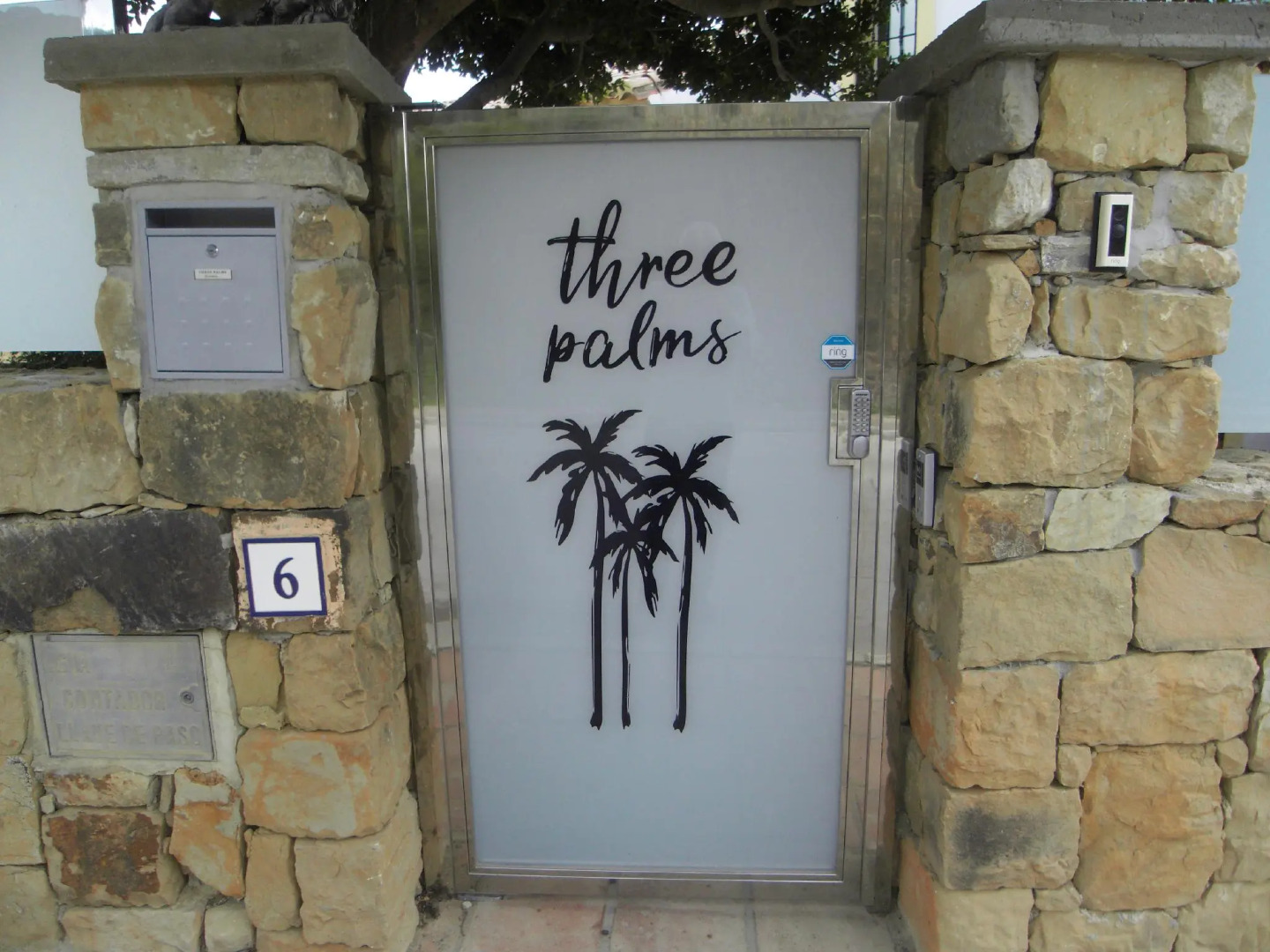 Three Palms (Adults only)