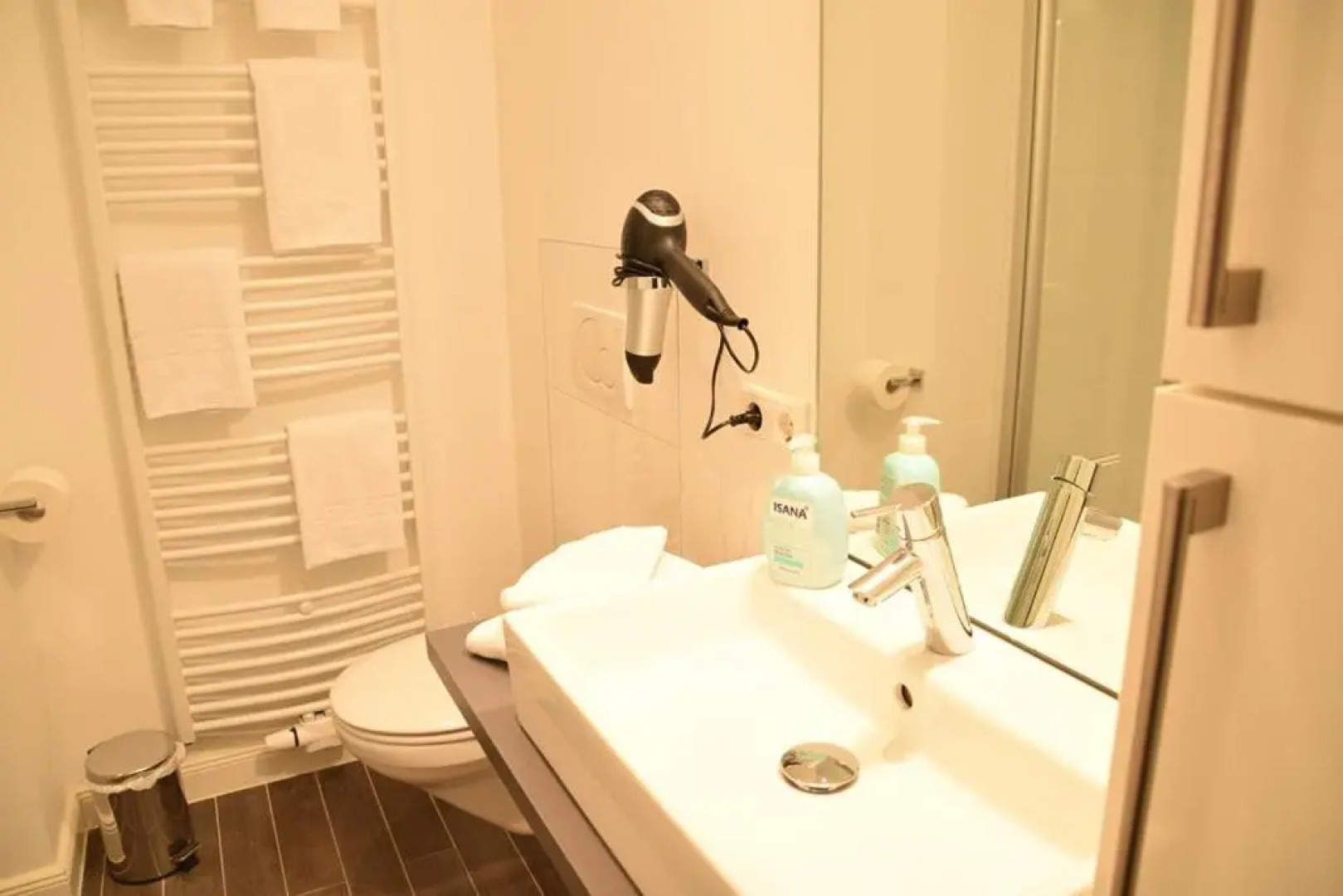 Bötticher Str. 9, W3, Weesterlön