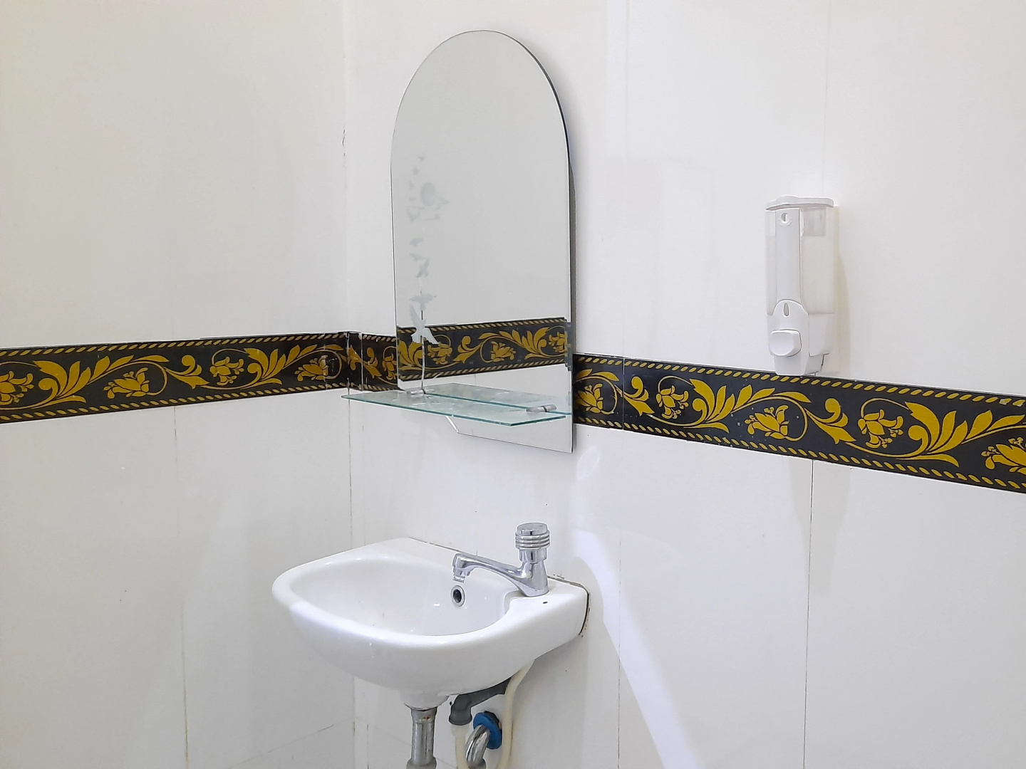 Hotel Berkah Atrama RedPartner