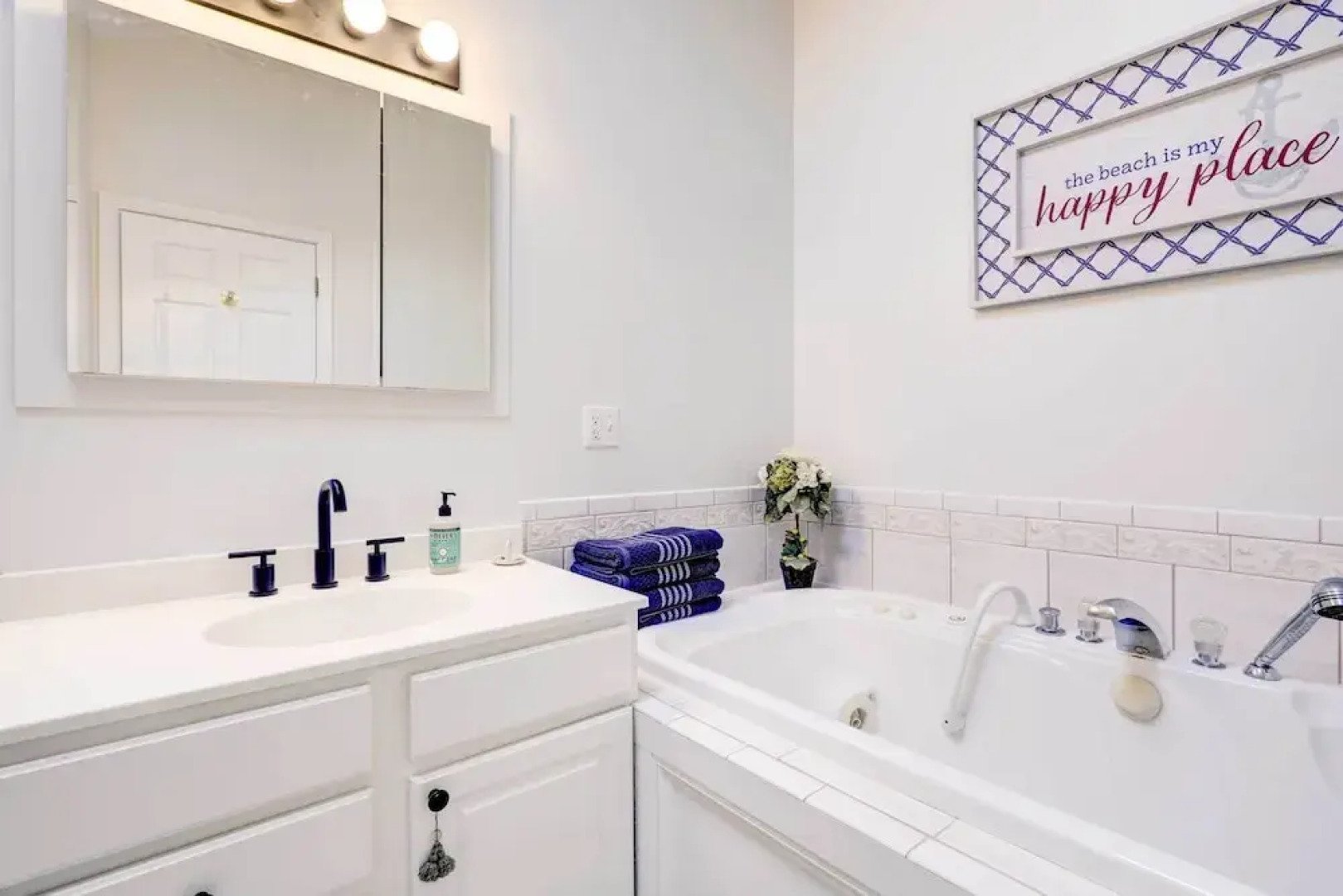 Westerly Retreat ~ 1/4 Mi to Private Beach!