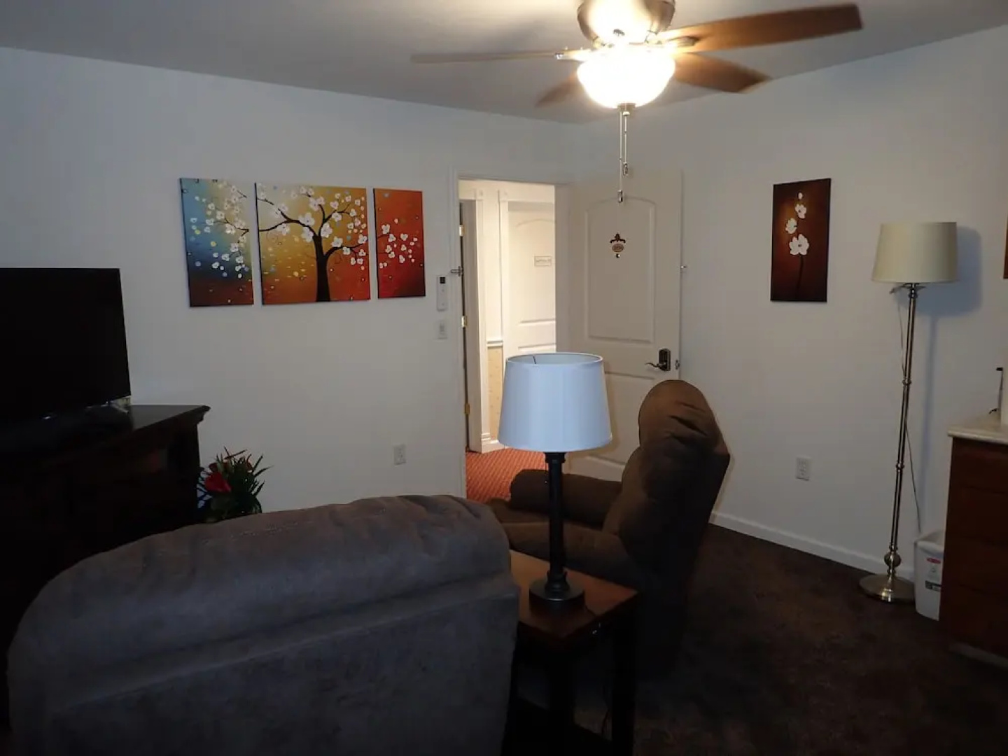Pleasant Grove Inn