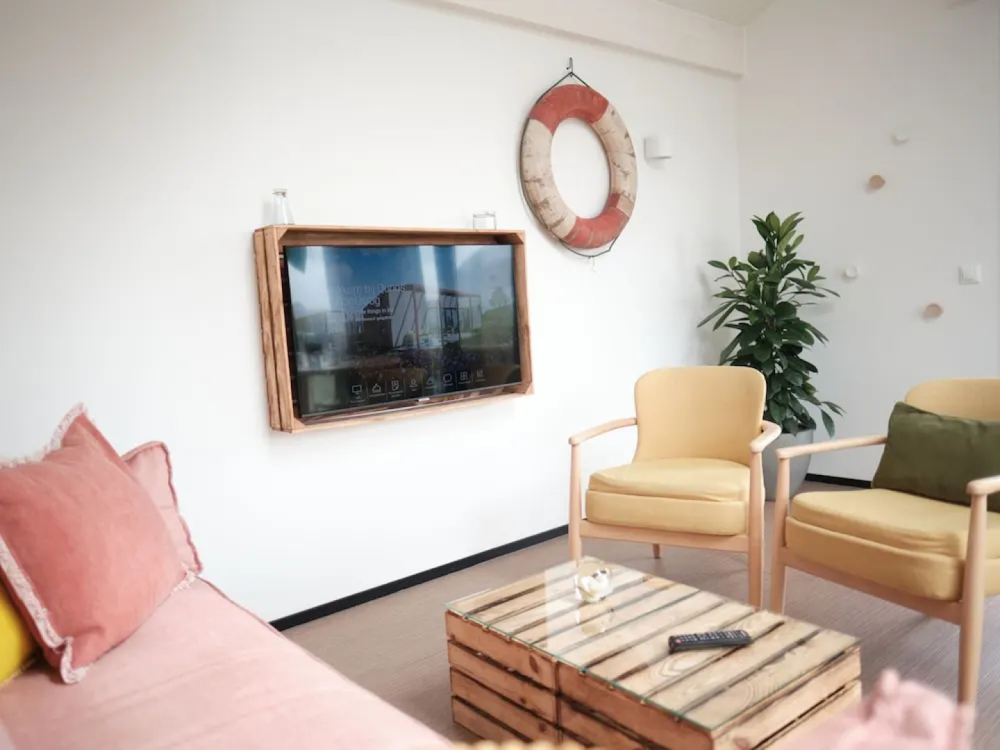 Lodge in Callantsoog Near North Sea Beach