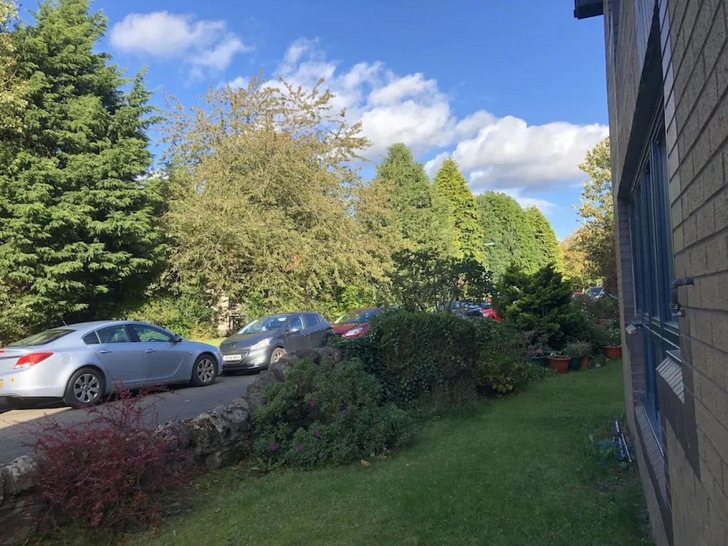 Super 2 Bedroom Flat near Dalkeith Town Center