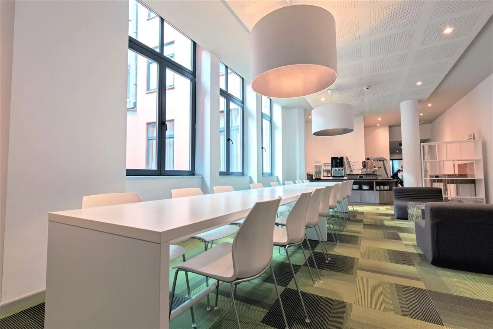 Alma Grand Place Hotel