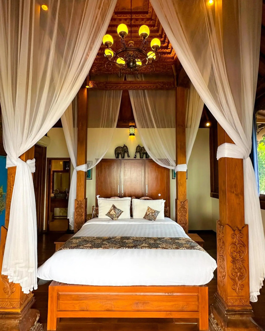 Villa Borobudur Resort