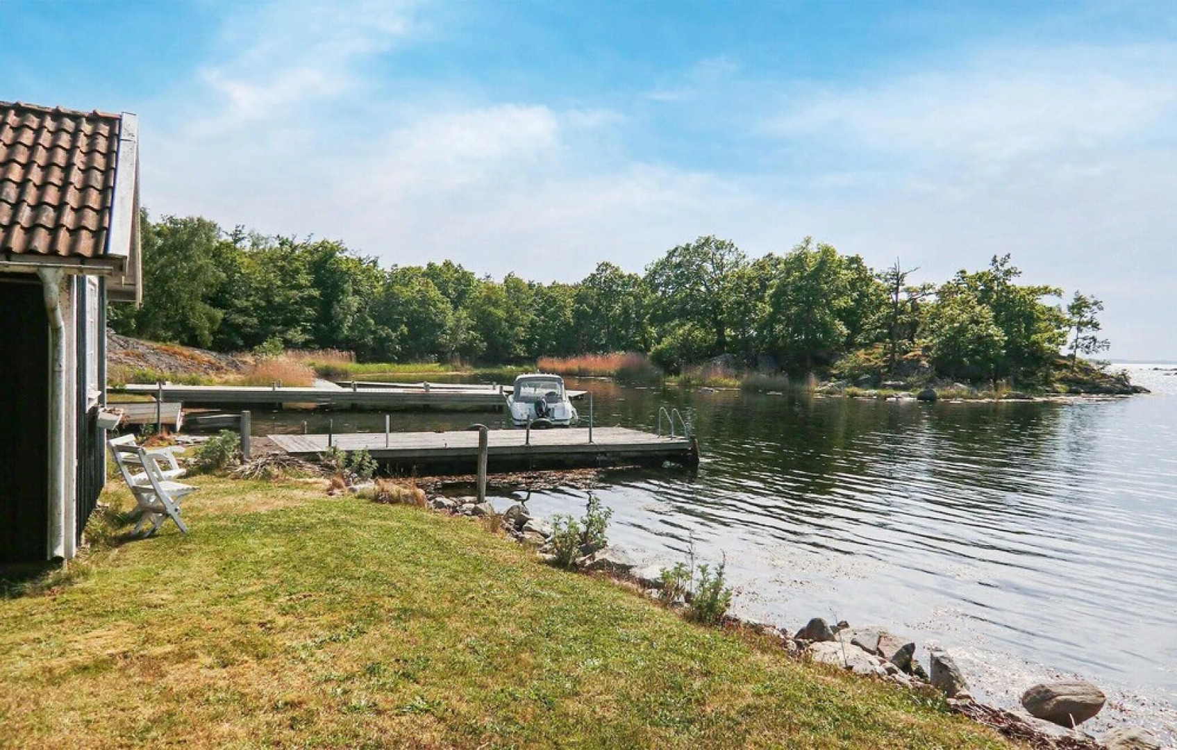 Amazing Home in Bräkne-hoby With 3 Bedrooms