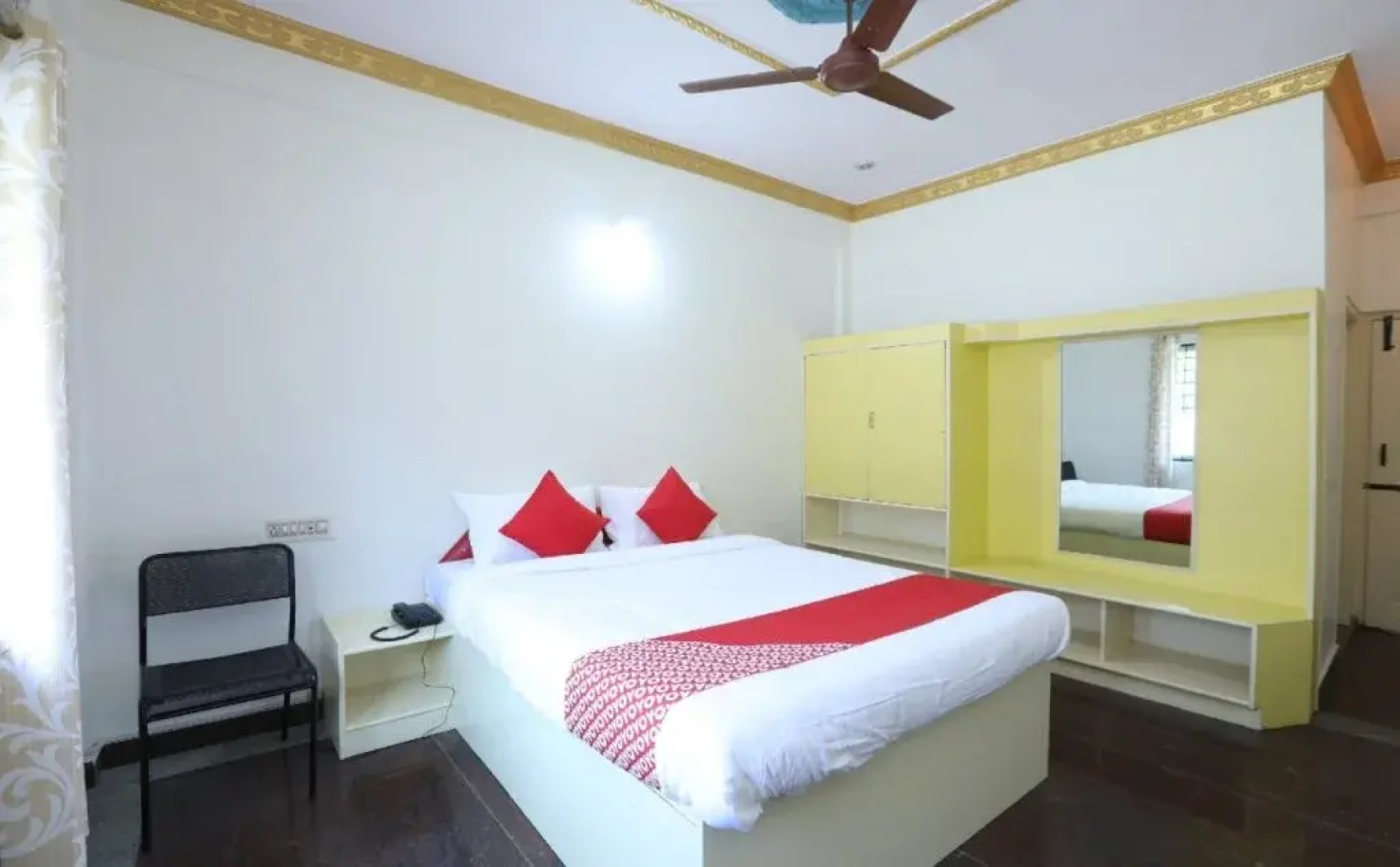 Riviera Residency by OYO Rooms