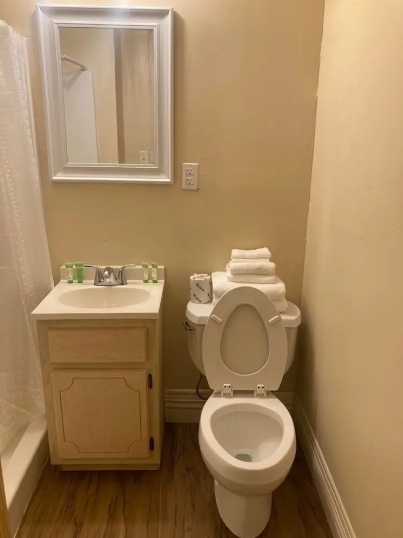 Grand Motel Inn and Suites of Reform  AL