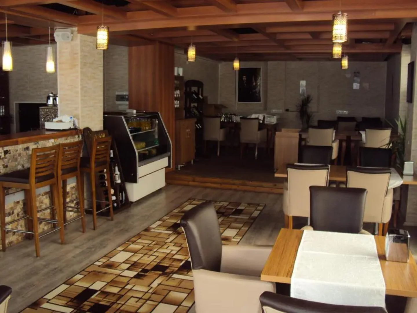 Teos Hotel