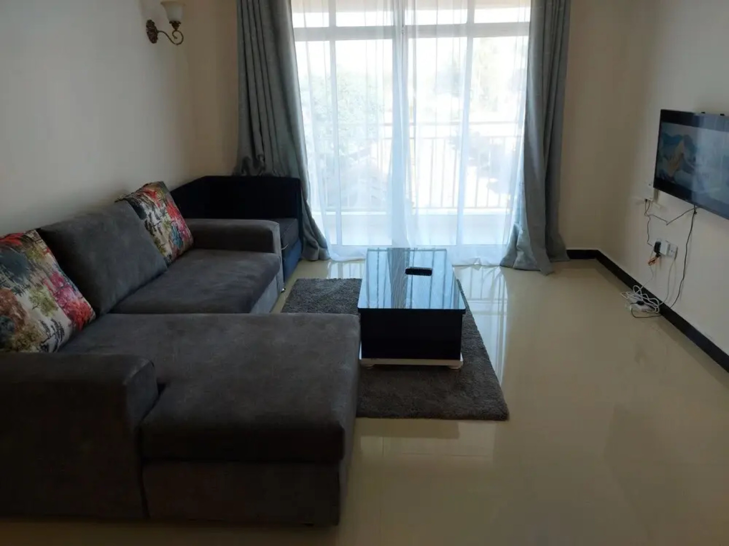 Mayberry Airport homestay