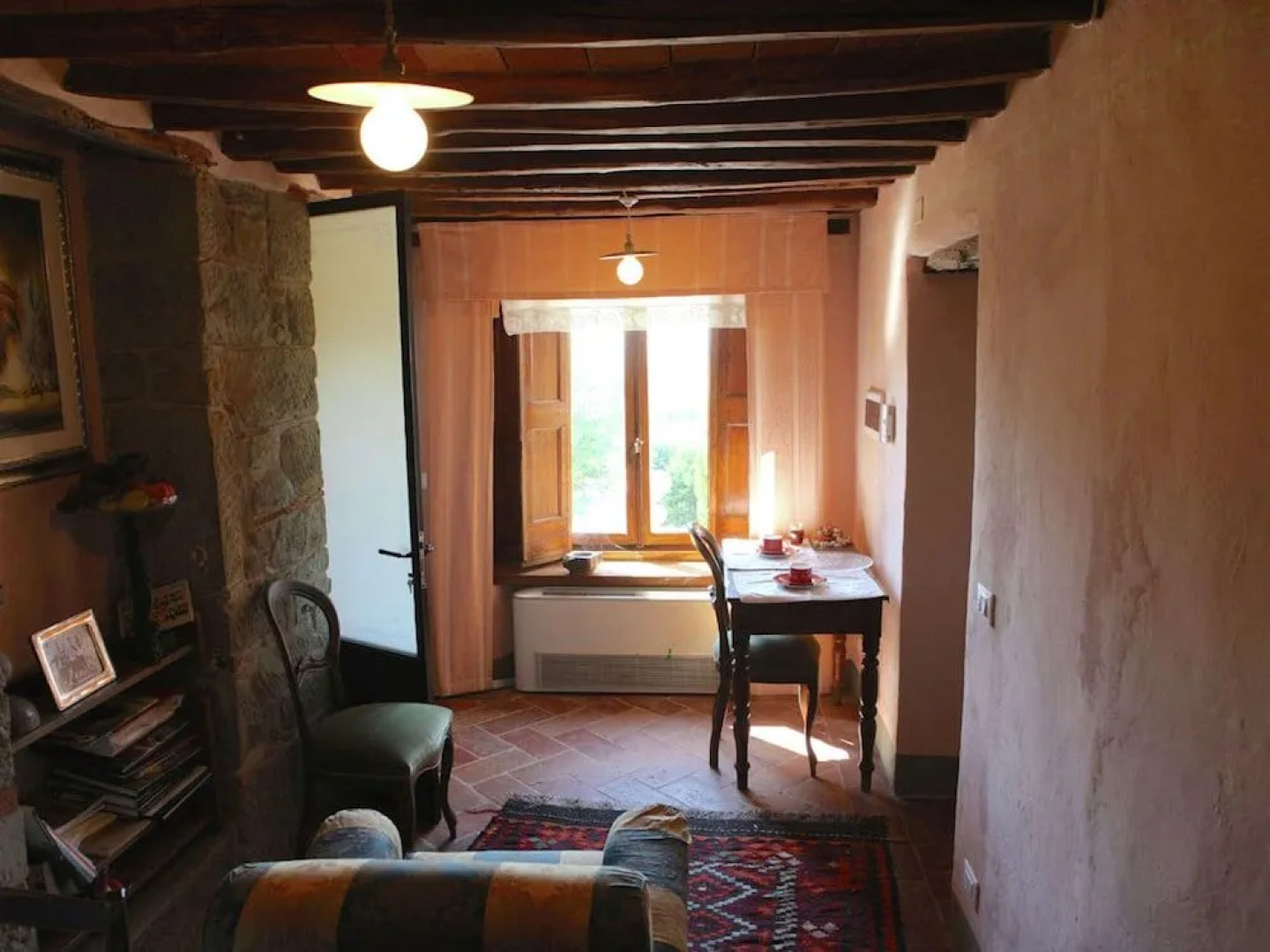 Spacious Mansion in Tuscany with Swimming Pool