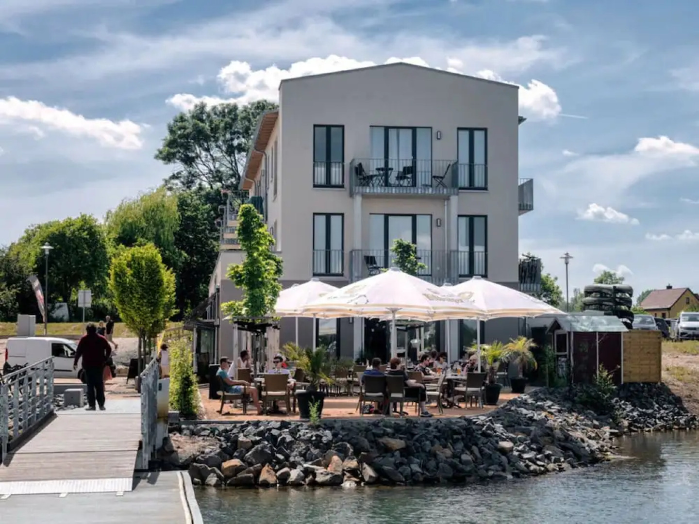 House in Reed 1 - Apartment 1