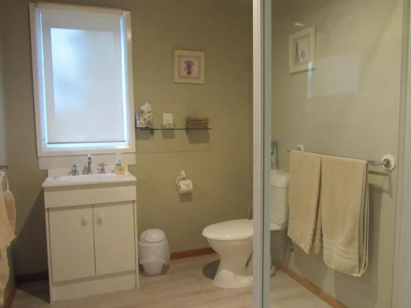 Elm Trees Accommodation @ Ross