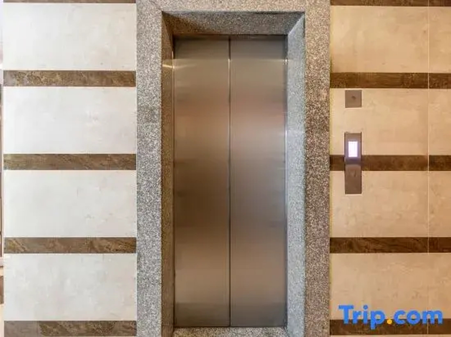 Xiantao Geek Boutique Hotel