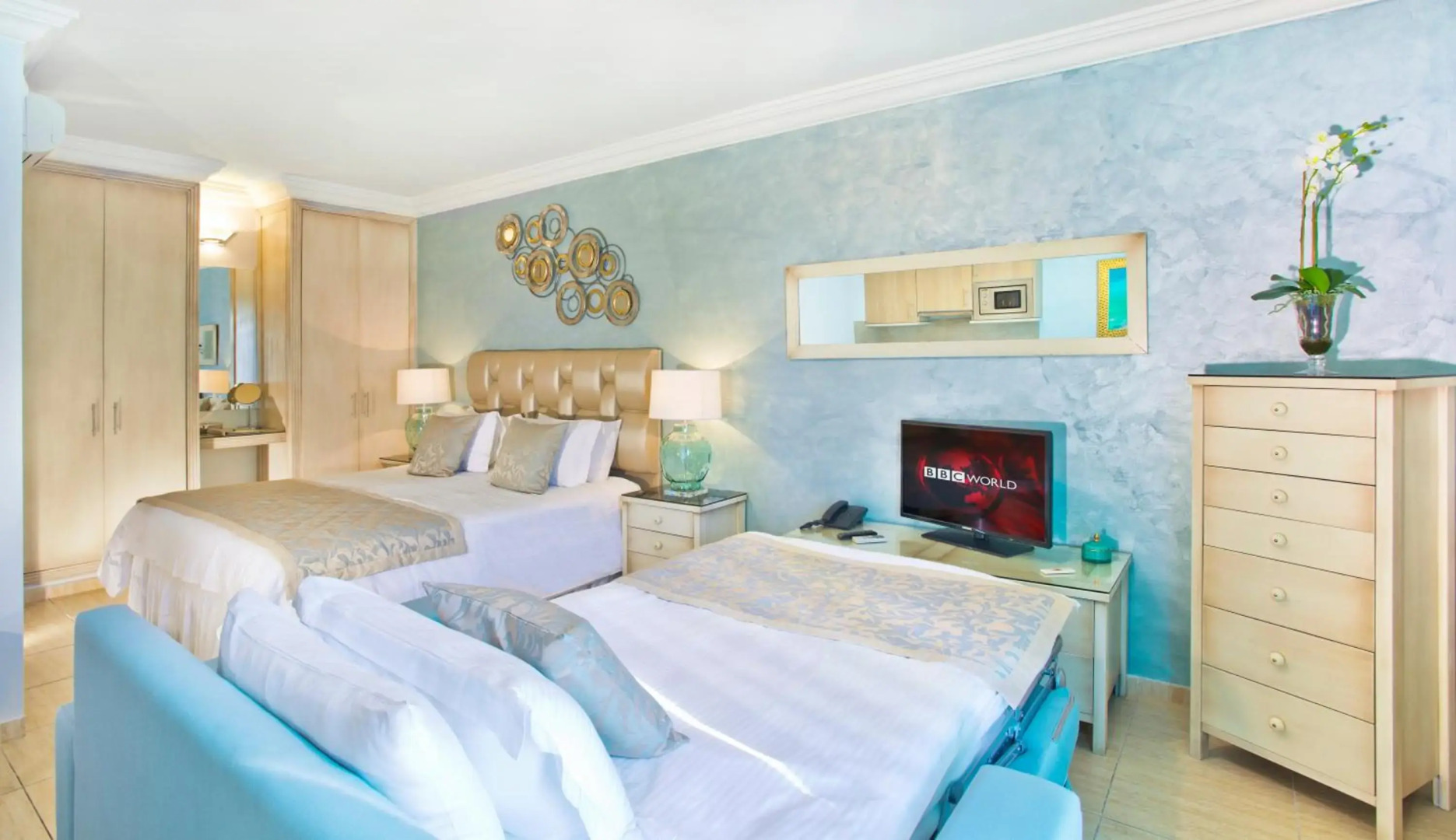 El Oceano Beach Hotel