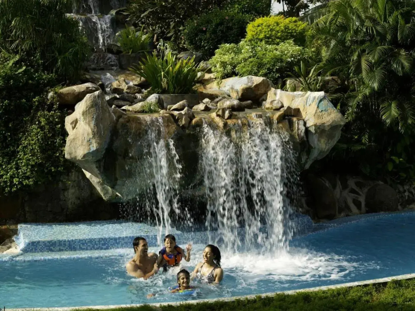 The Retreat Hotel & Convention Centre