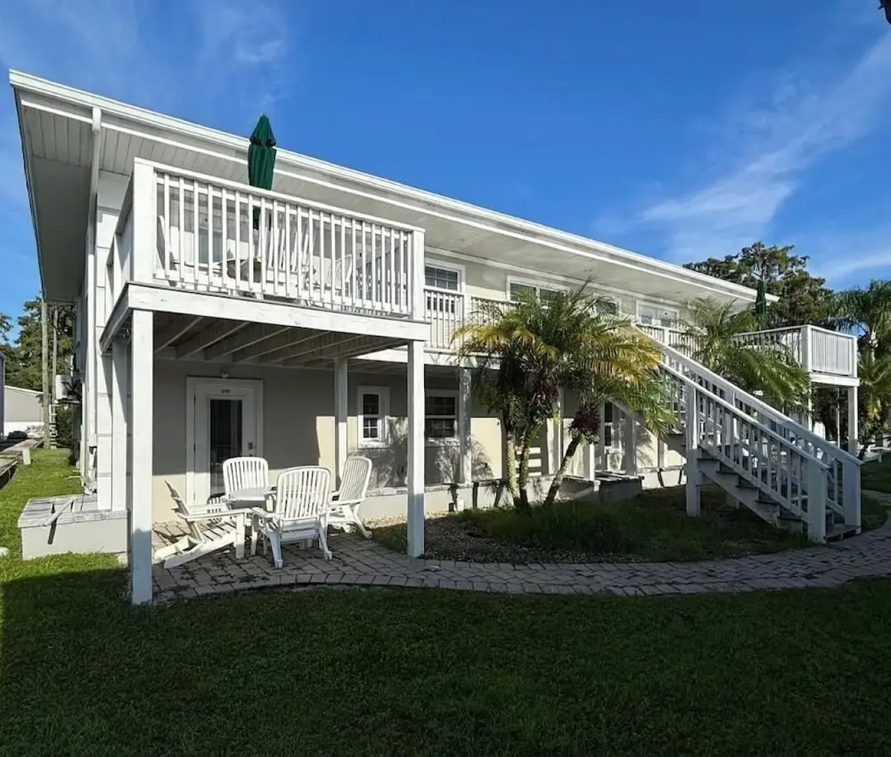 Castaways On The River